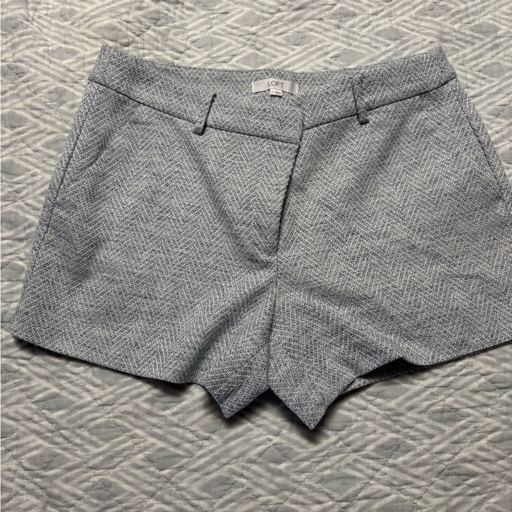 LOFT Gray Herringbone Women Shorts